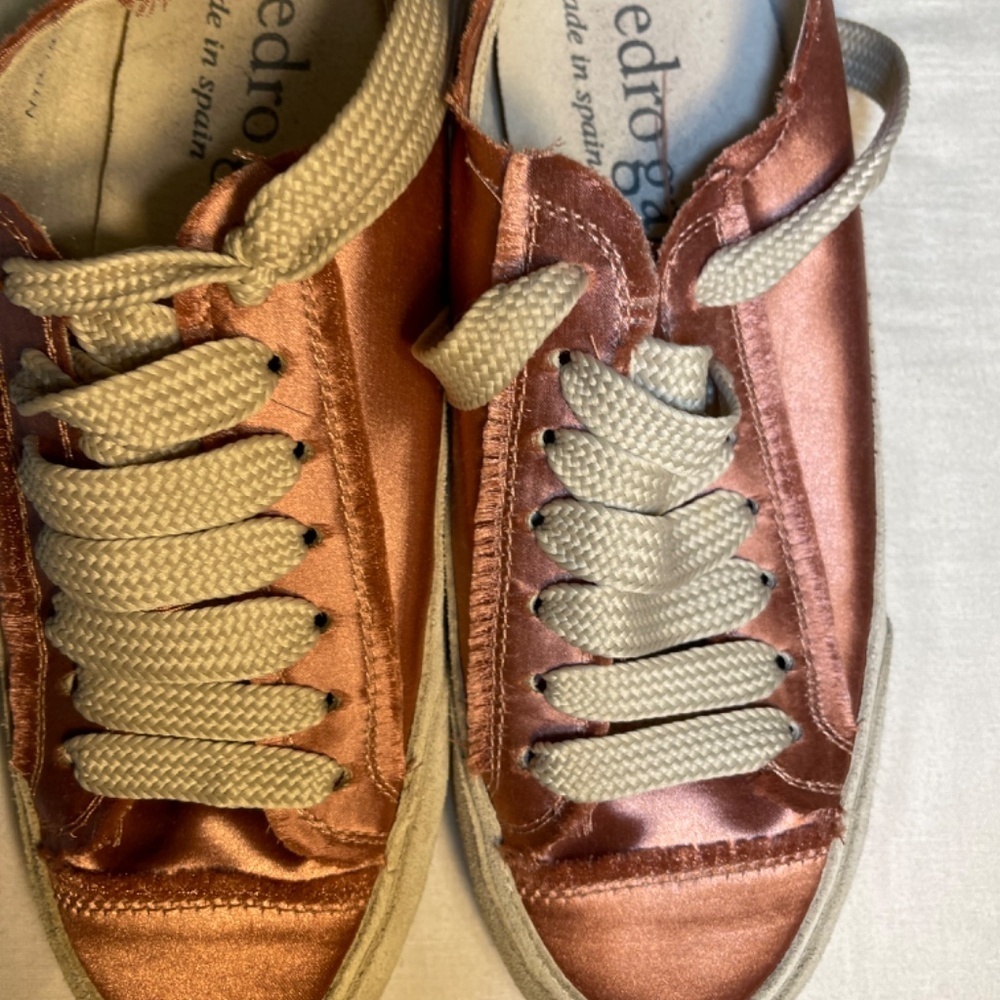 Rose Satin Sneakers suede lining - Picture 3 of 12